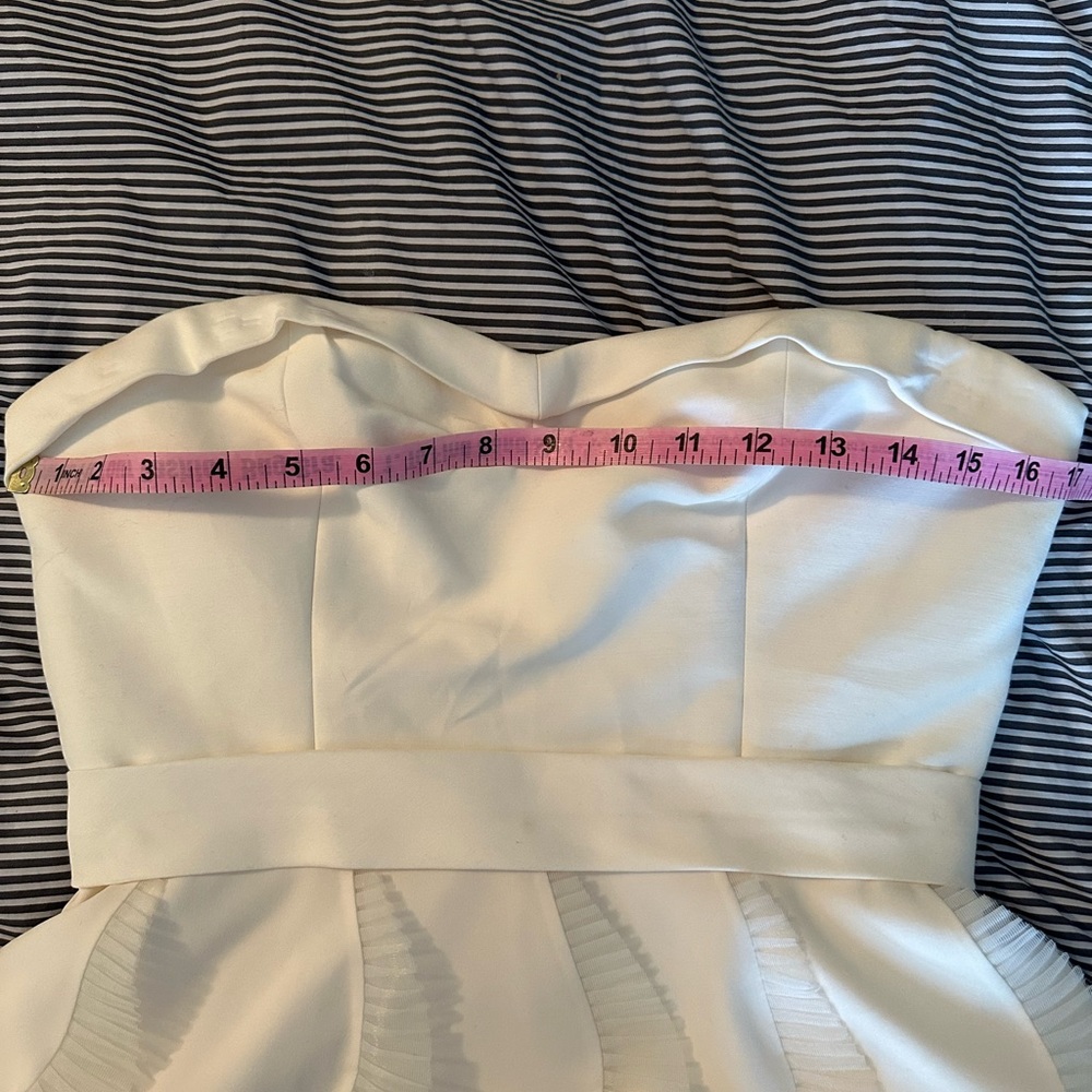 🤍🤍BCBG WHITE DRESS🤍🤍 - Picture 7 of 11